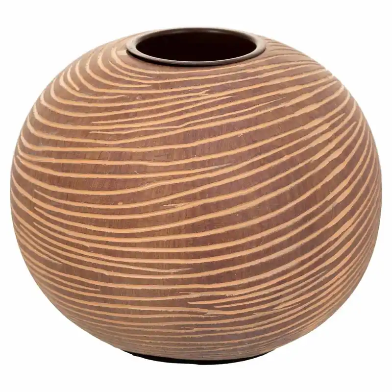 Portavelas de poliresina en tono marrón con dimensiones de 13x13x10 cm - Decoración
