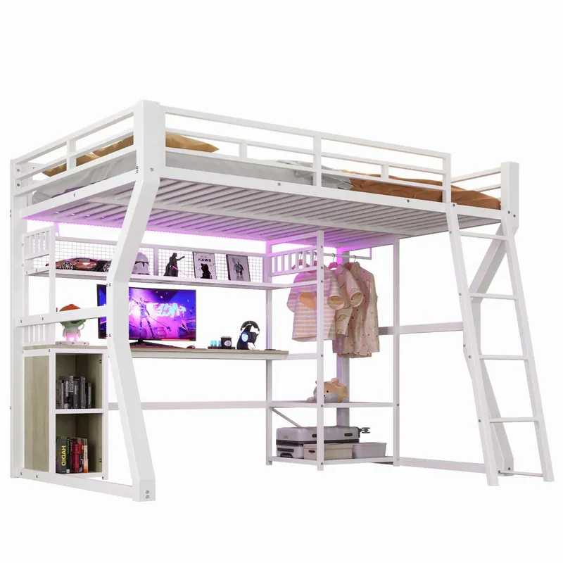 Cama alta 140x200 cm - estructura de metal con tira de luz LED, enchufe integrado, perchero, escritorio, estantes y espacio de almacenamiento inferior - blanco