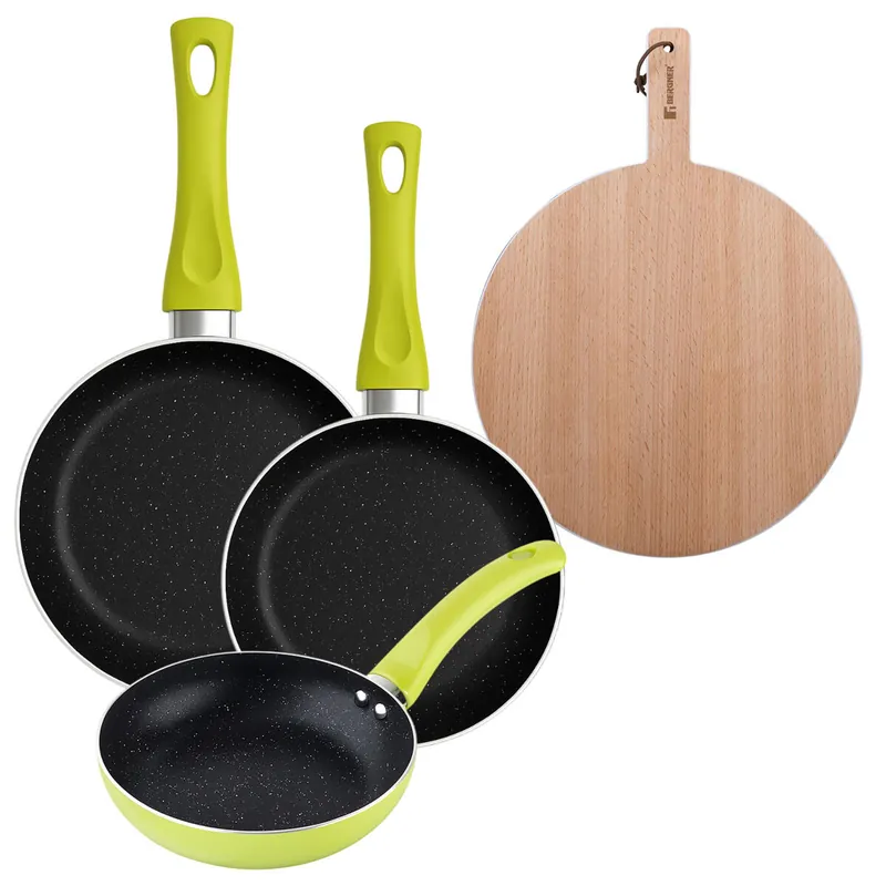 Set 3 sartenes San Ignacio (20+24+28cm) aluminio prensado verde+Tabla de corte Redonda de 38x28x1,5cm en madera de haya - Cocina