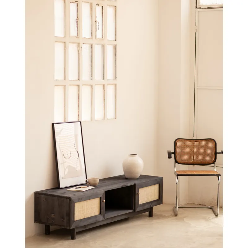 Mueble de TV de madera maciza y rafia de 2 puertas en tono negro de 150x40cm - Muebles TV