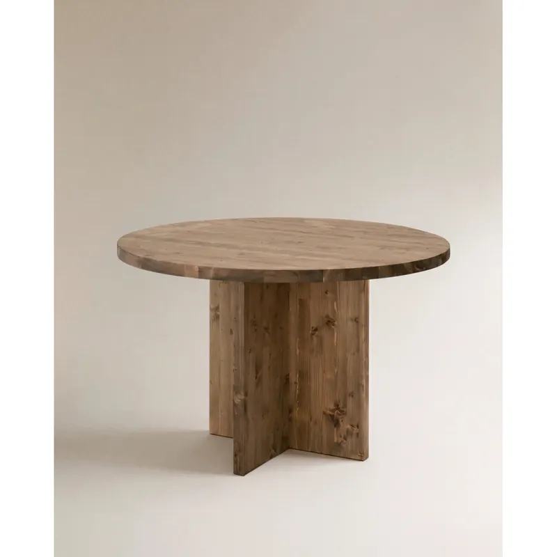 Mesa de comedor redonda de madera maciza en tono roble oscuro de Ø110 - Inicio