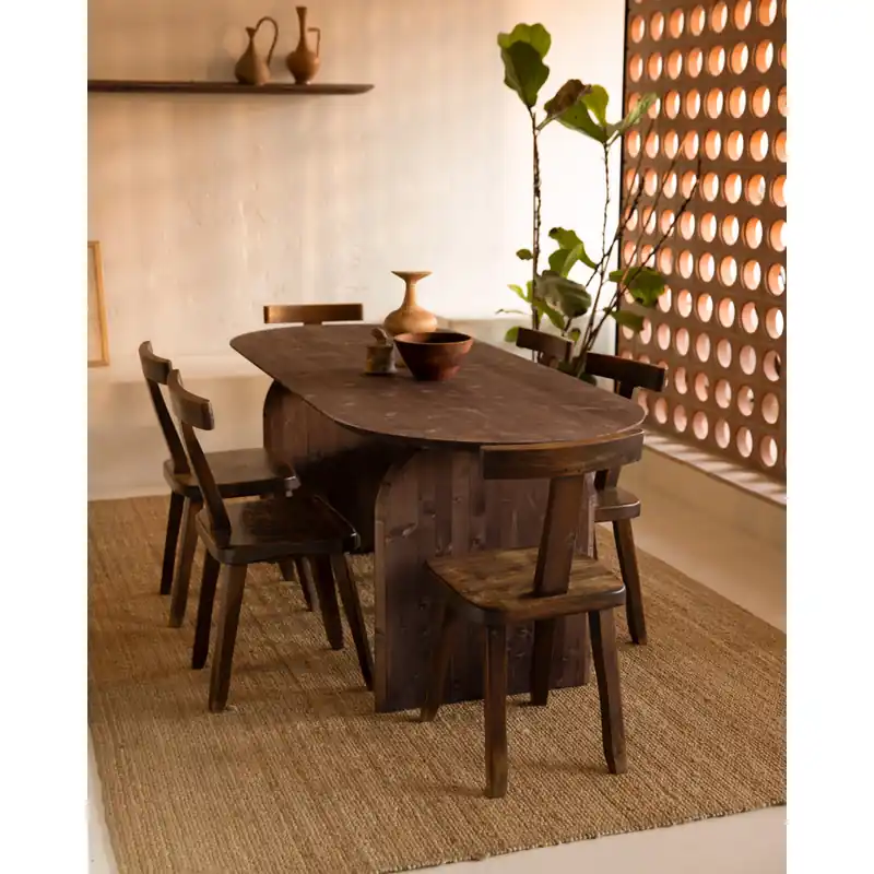 Mesa de comedor ovalada de madera maciza en tono nogal de 160cm - Mesas de comedor