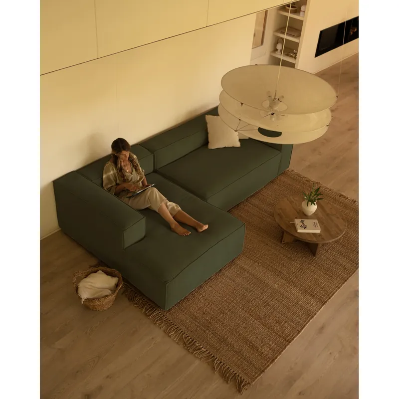 Sofá de 3 plazas con chaise longue izquierdo de pana color verde 250x175cm - Mobiliario
