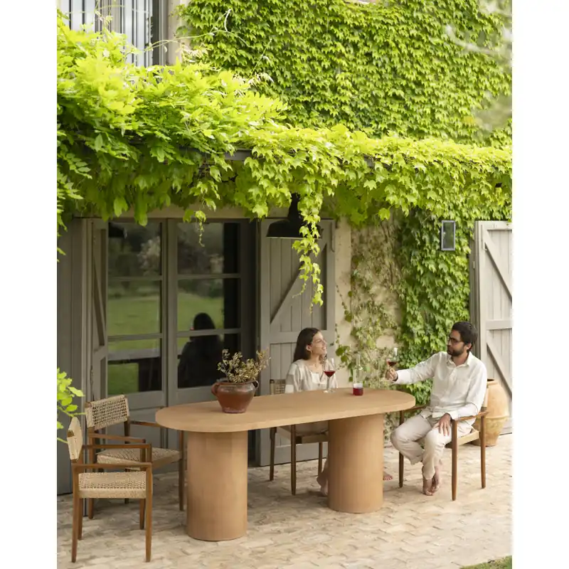 Mesa de comedor ovalada de microcemento en tono terracota 160cm - Mesas de comedor