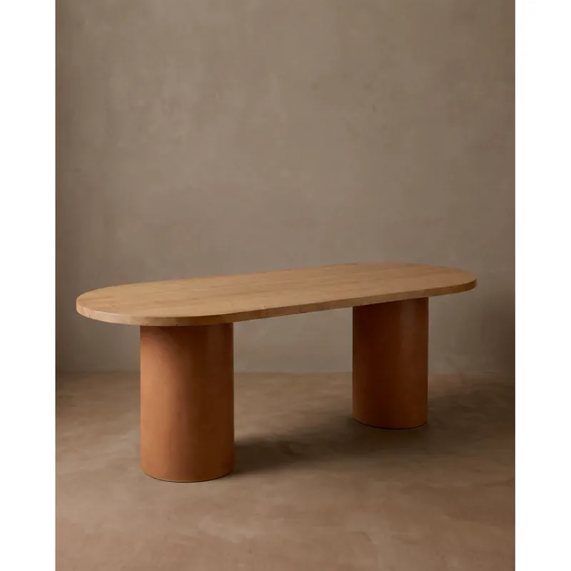Mesa de comedor ovalada de madera maciza tono roble medio y patas de microcemento en tono terracota de 160cm - Mesas de comedor