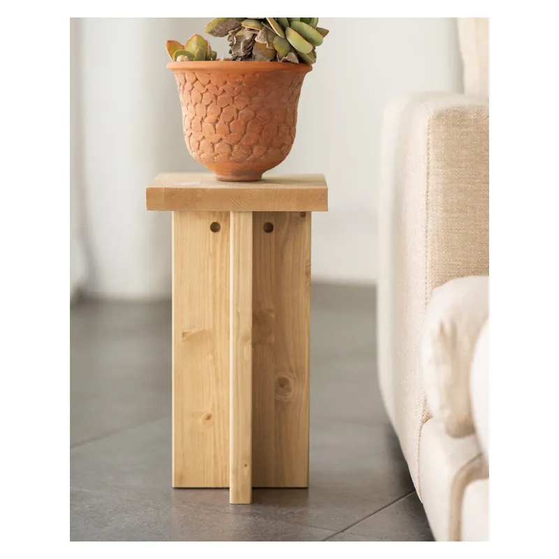 Mesa auxiliar de madera maciza en tono roble medio de 25x25cm - Mesas auxiliares