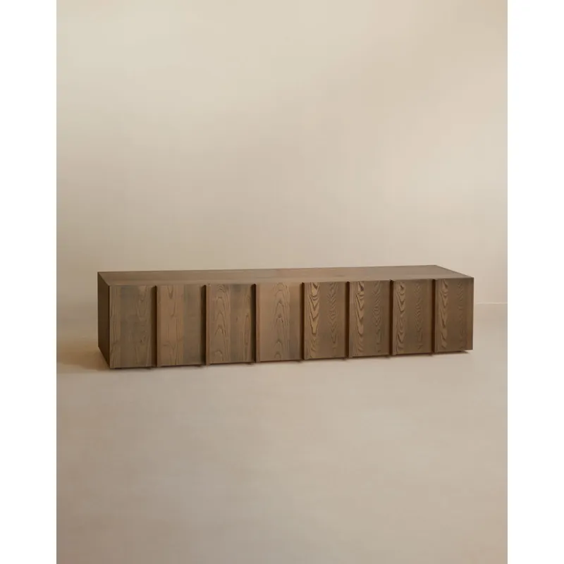 Mueble TV de chapa de fresno natural con listones en tono avellana en 160x40cm - Muebles TV