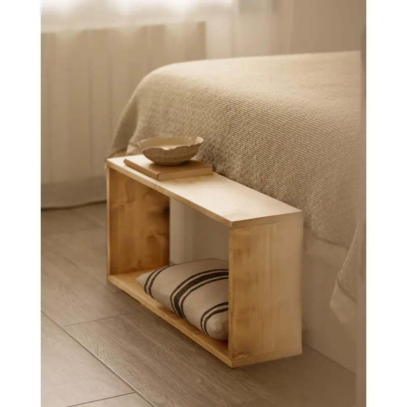 Mueble auxiliar de madera maciza en tono roble medio - Mesitas de noche