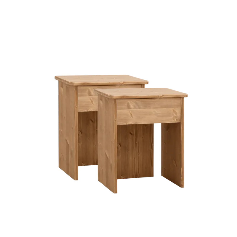 Pack de 2 mesitas de noche de madera maciza en tono roble medio de 50x42cm