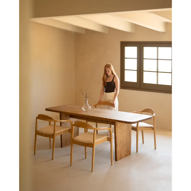 Mesa de comedor de madera maciza en tono roble oscuro de 160x80cm - Mesas de comedor