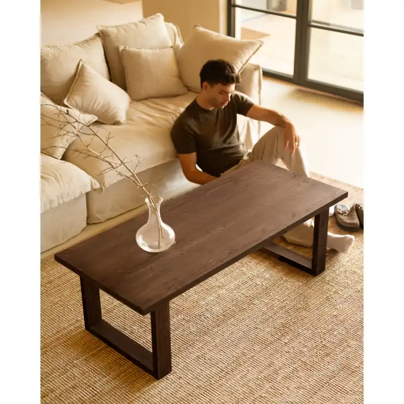 Mesa de centro de madera maciza en tono nogal de 120x60cm - Mesas de centro