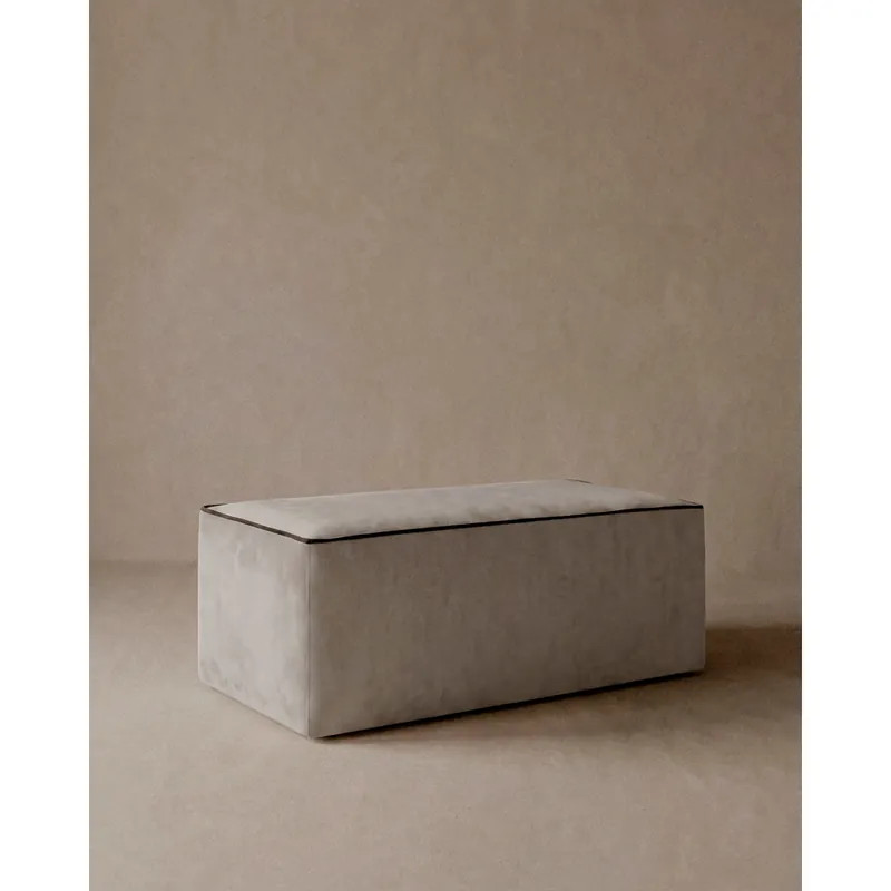 Banco de terciopelo en tono beige de 122x42cm - Inicio