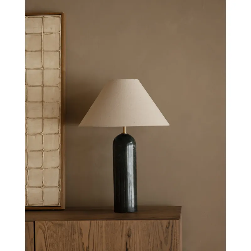 Lámpara de mesa de mármol en color natural y verde de 51cm - Inicio