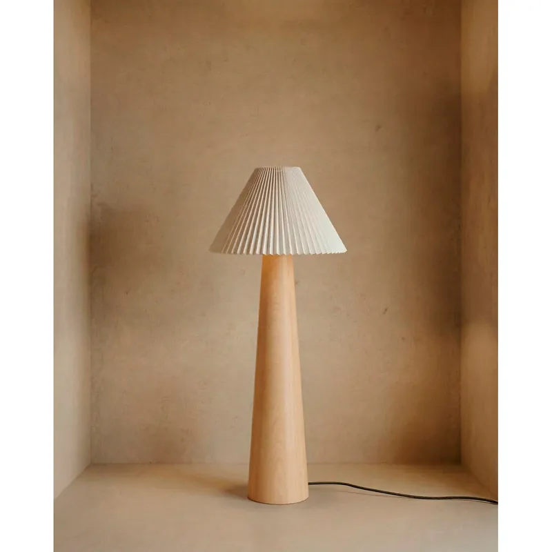Lámpara de pie de madera y tela con pantalla en color natural y base en roble medio de 42cm - Inicio