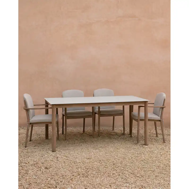 Set de mesa de comedor exterior sobre cerámico y aluminio con 4 sillas de exterior con brazos de aluminio acabado madera - Inicio