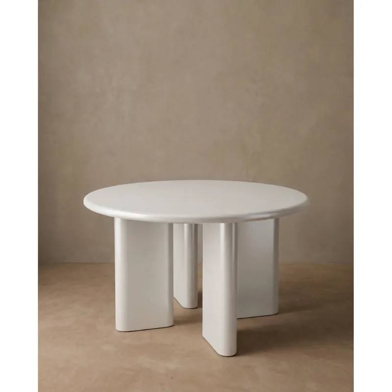 Mesa de comedor redonda lacada en tono beige efecto mate de 120cm - Mesas de comedor
