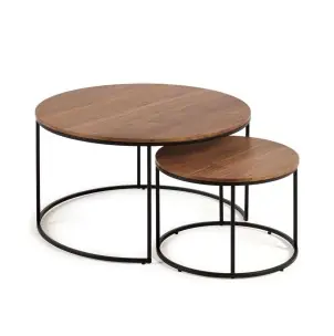 Set Yoana 2 mesas auxiliares nido Ø 80 cm/Ø 50 nogal/metal negro - Kave Home