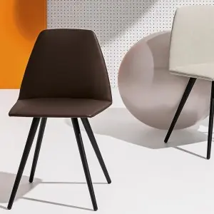 Silla cone shaped tapizada Discipline