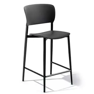 Taburete Ply Polipropileno Desalto