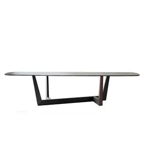 Mesa Art fija cristal redondeada Bonaldo